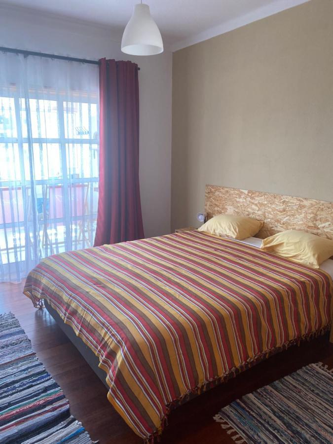 Appartement 6 Personnes Сан-Мартинью-ду-Порту Экстерьер фото
